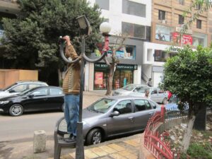 A Mohandisine, on répare les lampadaires