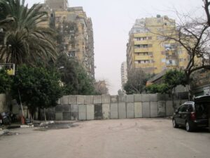 Rue barrée vers le ministère de l'intérieur